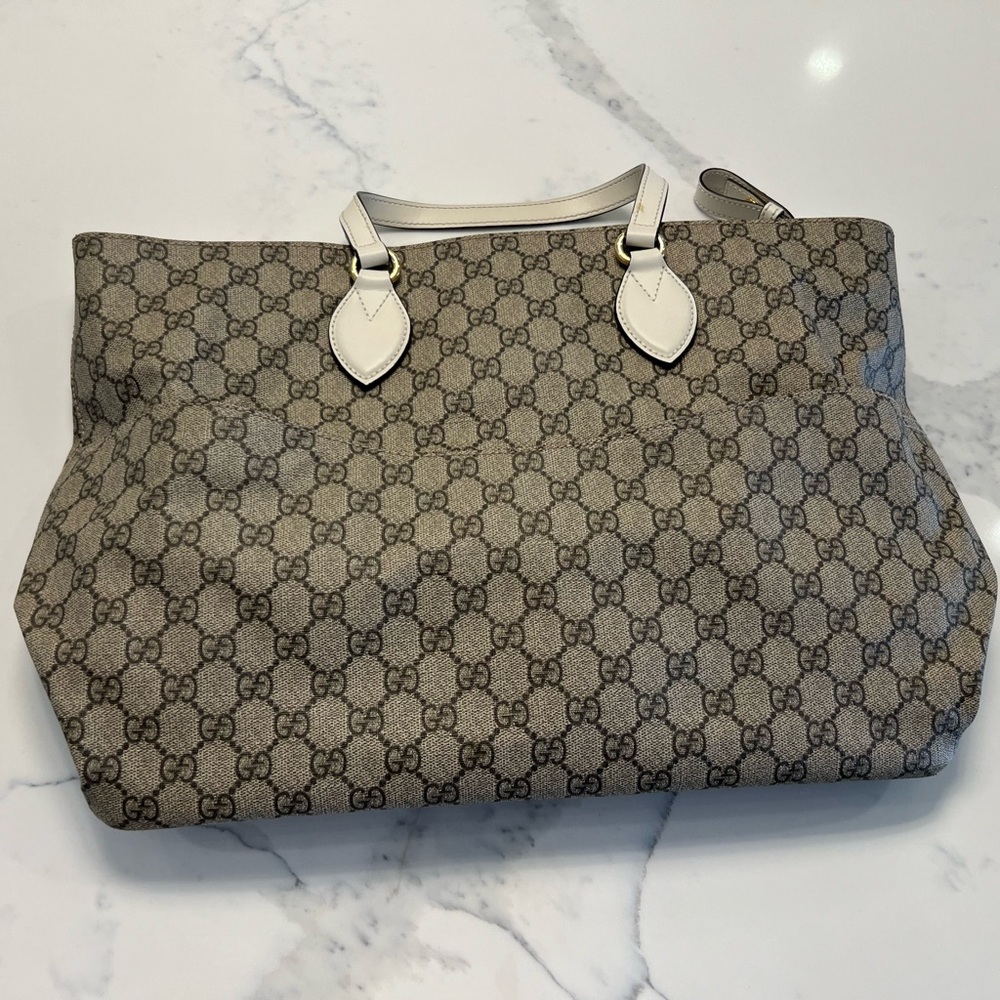Gucci Diaper Bag ( supreme canvas)